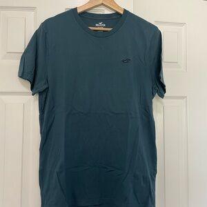 Hollister Men's Teal Short Sleeve Tee